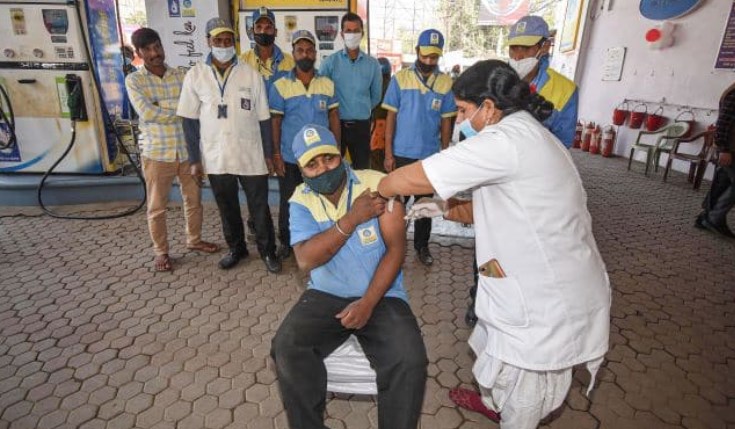 Covid-19: India Records Huge Decline In Daily Cases, Reports 34,113 Infections In Last 24 Hrs